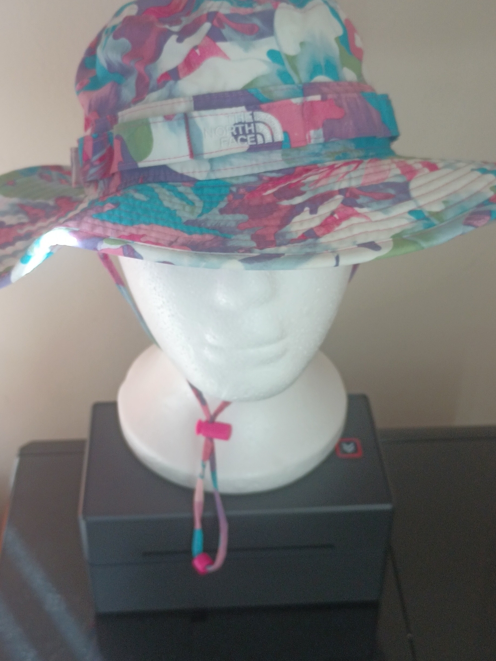 The North Face Youth Sun Bucket Hat - Pink, Teal And Purple Size S/P